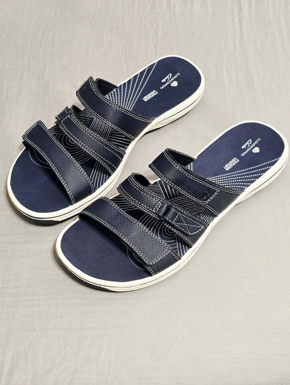 Clarks Cloudsteppers Sandals